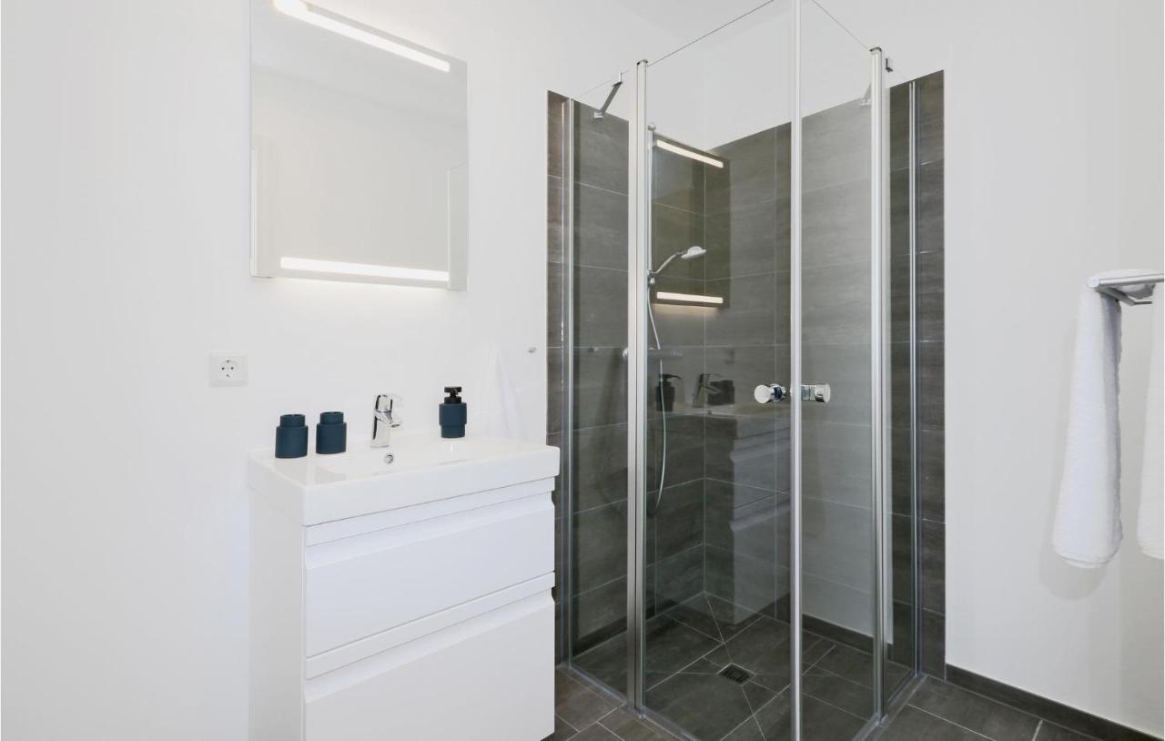 2 Bedroom Lovely Apartment In Lembruch-Duemmer See 外观 照片